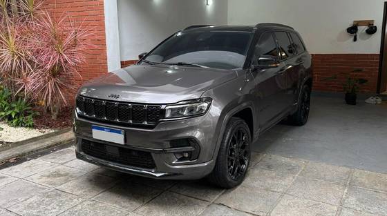 JEEP COMMANDER 1.3 T270 TURBO FLEX OVERLAND AT6